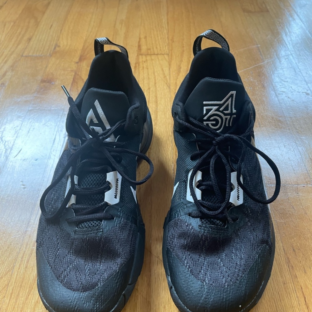 Nike Giannis Immortality 2 Basketball Shoes 10.5 - Picture 4 of 6